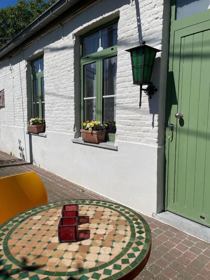 Bed and Breakfast De Wabisabiboerderij Oedelem Экстерьер фото